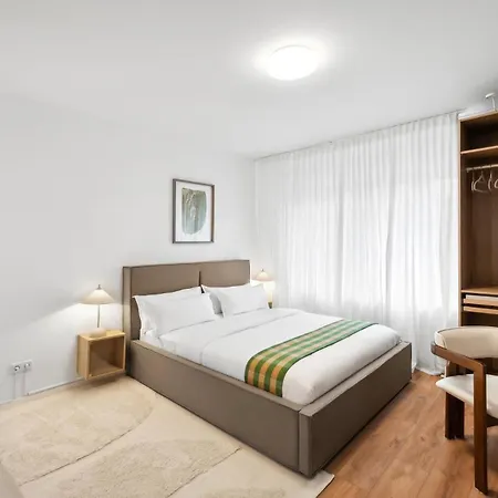 Beautiful 1-Bedroom Apartment With Kitchen, King Bed And Free Wifi In Wuppertal Exterior photo